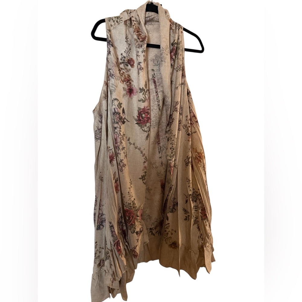 Origami Floral Sleeveless Vest/Kimono